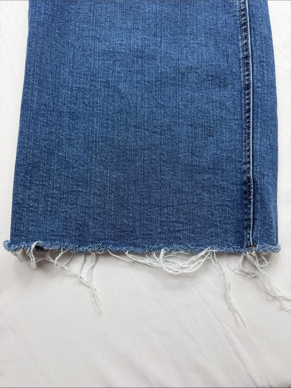 Zara Wide-Leg Flare Jeans in Classic Blue Denim - Picture 3 of 8